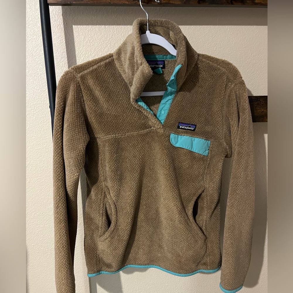 Patagonia fleece sweater size S